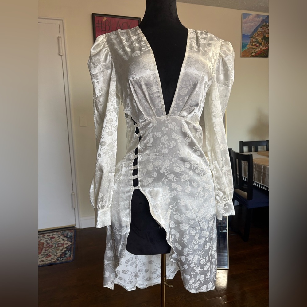 White Floral Jacquard Midi Dress with Thigh Slit
